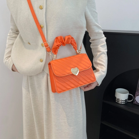 Moda Mujer Cuero PU Acolchado Bolso Bandolera Cierre Corazón Asa Plisada Pequeño Bolso Cuadrado Ropa de Calle Bolso de Fiesta