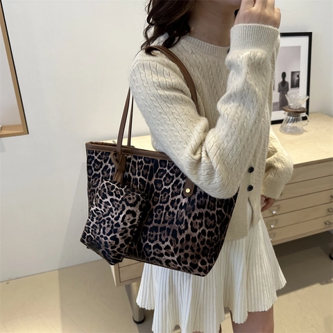 Leopard Print Tote Bag And Pouch Fashionable PU Leather Large Capacity Shoulder Bag For Women Daily Shopping Travel Handbag