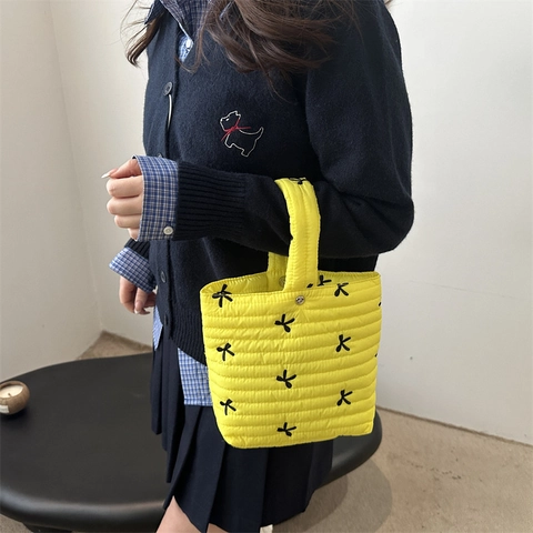 Women Quilted Nylon Handbag With Bow Ribbon Embroidery Quilted Tote Bag Small Handheld Bucket Bag Sweet Girly Fashion Bag