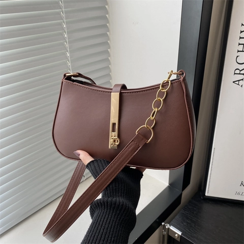 Women Retro PU Leather Underarm Bag Minimalist Shoulder Bag With Gold Metal Bar Clasp And Chain