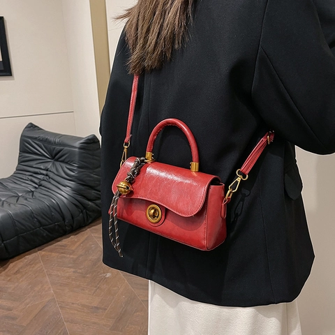 Vintage PU Leather Small Square Crossbody Bag For Women Retro Solid Color Handbag With Metal Turn Lock And Bell Charm