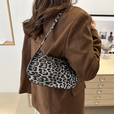 Bolso De Axila Estampado De Leopardo Mujeres Cuero PU Hobo Bolso De Hombro Retro Media Luna Cremallera Elegante