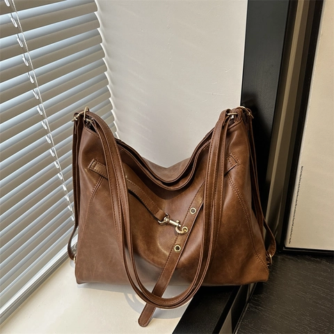 Retro PU Leather Large Capacity Tote Bag For Women Solid Color Simple Commuting Shoulder Bag With Metal Buckle Handbag
