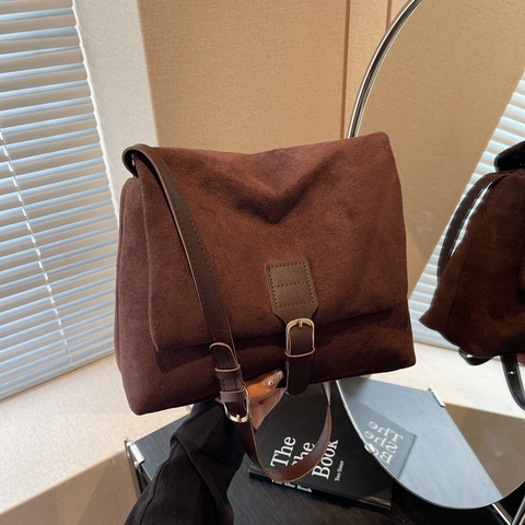 Vintage Damen Schultertasche Wildleder Matt PU Leder Retro Klappe Schnalle Umhängetasche Unterachsel Tasche Kleine Viereck
