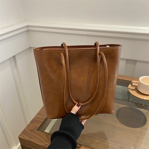 Γυναικεία Vintage Τσάντα Tote από Δέρμα PU Μεγάλης Χωρητικότητας Τσάντα Ώμου Με Φερμουάρ Retro Street Trend Τσάντα