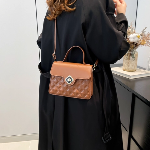 Bolso de Hombro Elegante de Cuero PU Acolchado para Mujer Color Sólido Bolso de Mano Casual Con Cierre Floral