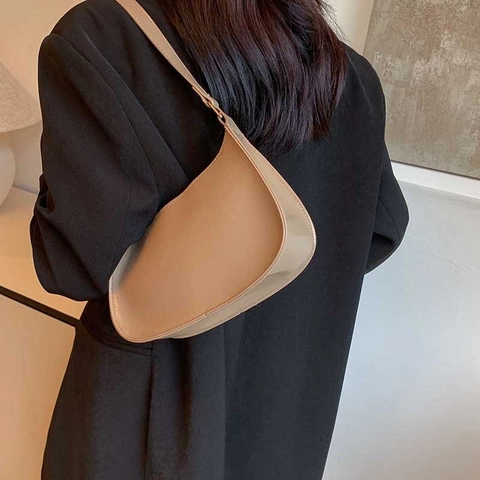 Bolso de Axila de Cuero PU Minimalista para Mujer Textura de Cera de Aceite Retro Bolso de Hombro Media Luna Hobo