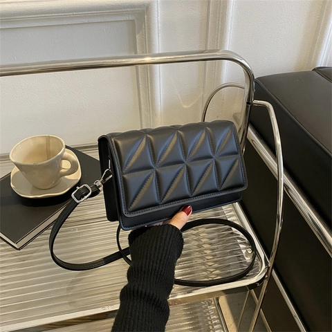 Women Minimalist Geometric Triangle Quilted PU Leather Small Square Shoulder Bag Daily Commuting Fashion Crossbody Handbag
