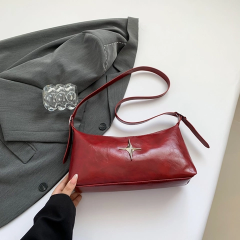 Vintage Glossy PU Leather Underarm Bag For Women With Metal Star Decoration Y2K Fashion Large Capacity Shoulder Bag Daily