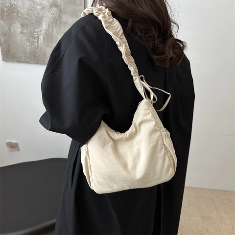 Bolso de Hombro Plisado de PU Minimalista para Mujer Moda Color Sólido Gran Capacidad Bolso Tote Casual Viaje Diario Bolso con Correa Scrunchie