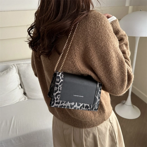 Women Leopard Print Patchwork Small Square Bag PU Leather Fashion Vintage Shoulder Crossbody Bag With Gold Chain Strap