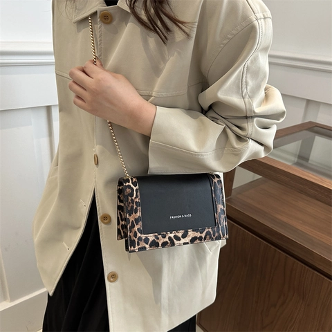 Borsa Donna Quadrata in Pelle PU Maculata Con Tracolla a Catena Dorata Borsa a Spalla alla Moda per Uso Quotidiano
