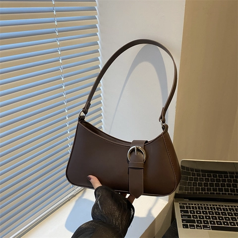 Minimalistische Damen Halbmond Schultertasche PU Leder Retro Hobo Tasche Mit Silberschnalle Chic Street Style