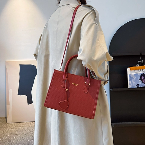 Borsa A Mano Da Donna In Pelle PU Trapuntata Motivo A Rombi Pendente A Cuore Borsa A Tracolla Borsa Da Spalla Tote Bag