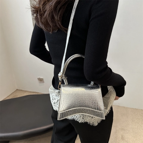 Sac à Épaule en PU Motif Crocodile pour Femmes Poignée à Nœud Fond Incurvé Mini Sac à Main Sac Bandoulière Quotidien