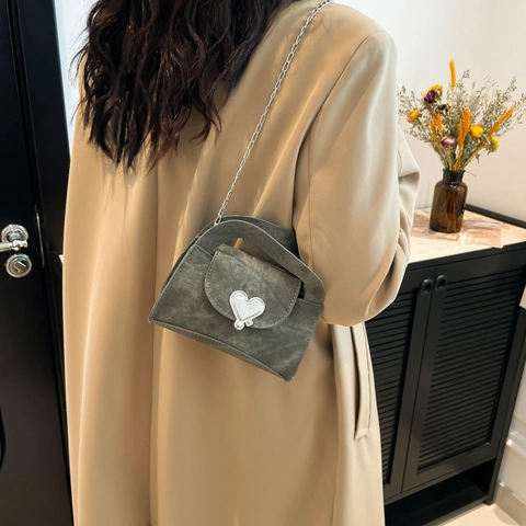 Damen Mini Umhängetasche Mit Herz Metallschnalle Retro PU Leder Denim Textur Kette Umhängetasche Kleine Quadratische Handtasche