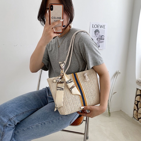 Sac Cabas en Paille Tressée Style Français pour Femmes Avec Foulard en Satin Décoration Anse en Corde de Coton Été Plage Vacances Sac à Épaule
