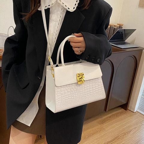 Vintage Women's PU Leather Crocodile Pattern Shoulder Bag Small Square Handbag With Metal Buckle Casual Crossbody Bag