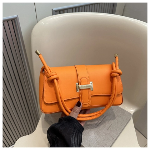 Borsa Baguette Da Donna In Pelle PU Stile Francese Retrò Borsa A Tracolla Sottobraccio Con Fibbia In Metallo E Tracolla Annodata