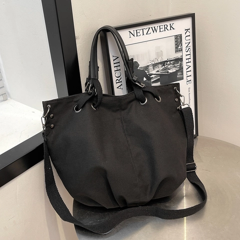 Vintage Canvas Tragetasche Mit Grossem Fassungsvermoegen Fuer Damen Minimalistische Schultertasche Mit Metallnieten Freizeit