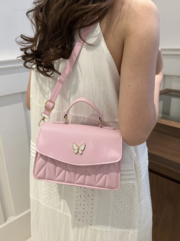 Women Quilted PU Leather Crossbody Bag With Butterfly Buckle Minimalist Small Square Handbag For Summer