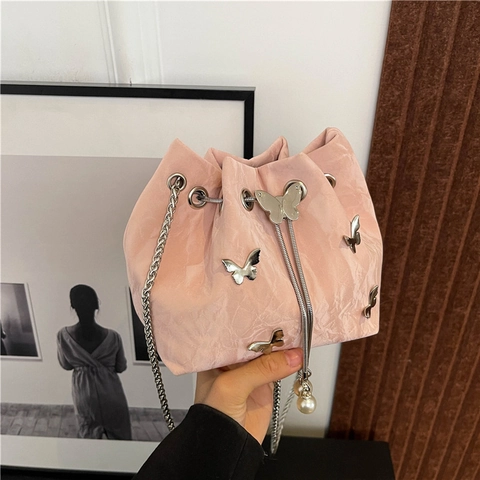 Dames Mode Vlinder Geplooide Emmer Tas Met Zilveren Ketting En Imitatieparels Crossbody Schoudertas