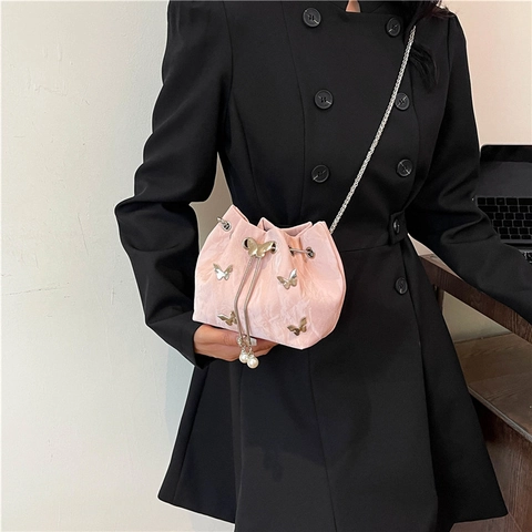 Schmetterling Deko Falten Beuteltasche Für Damen Mode Künstliche Perle Kordelzug Metallkette Schulter Umhängetasche Lässige Handtasche
