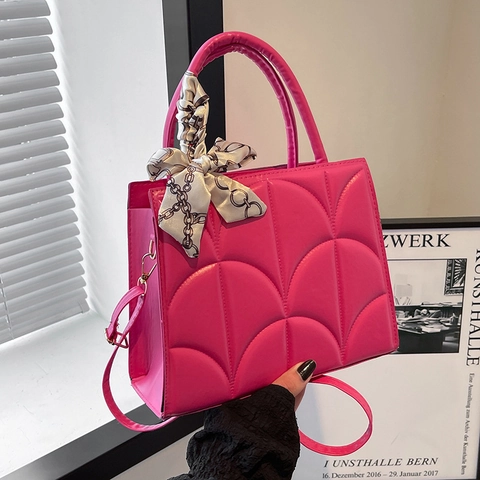 Damen Gesteppte PU Leder Handtasche Mit Satin Tuch Dekoration Minimalistische Schultertasche Umhängetasche Lässige Henkeltasche