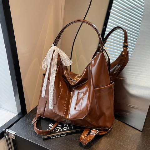 Große Damen Tragetasche Glänzendes PU Leder Geprägtes Design Spitzenbogen Accessoire Umhängetasche Lässiger Vintage Stil