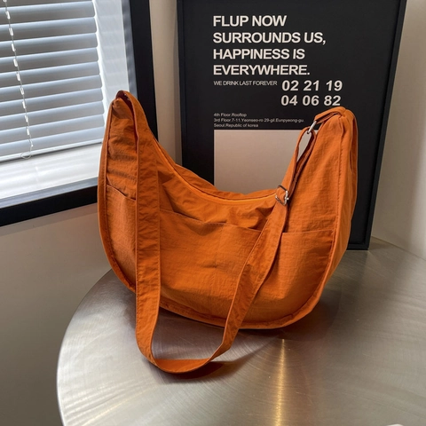 Nylon Halbmond Tasche Damen Große Kapazität Umhängetasche Verstellbarer Riemen Lässige Hobo Tasche Täglich