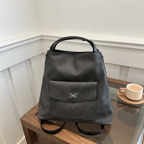 Damen Große Kapazität Tote Bag Vintage Mattiertes PU Leder Umhängetasche Metall Schmetterling Dekor Lässige Handtasche