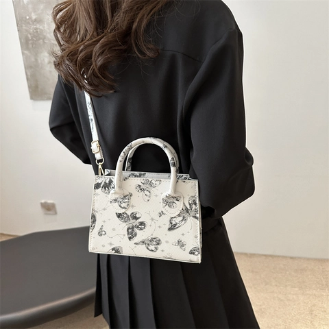 Sac à Épaule Vintage en Cuir PU Imprimé Papillon Petit Sac à Main Carré Bandoulière Réglable Femme Sac Crossbody Casual