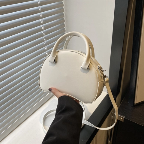 Retro PU Leder Halbmond Schultertasche Damen Vintage Crescent Shape Handtasche Mit Griff Und Verstellbarem Umhängeriemen