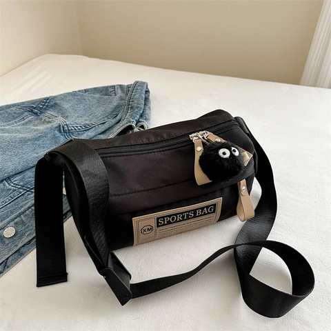 Sac Bandoulière en Nylon pour Femmes Style Sportif Sac à Épaule Avec Étiquette Lettre Décontracté Quotidien Voyage Petit Sac Oreiller