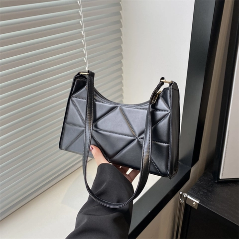 Geometric Triangle Quilted Underarm Shoulder Bag Niche Design PU Leather Commuter Fashion Zip Closure For Women