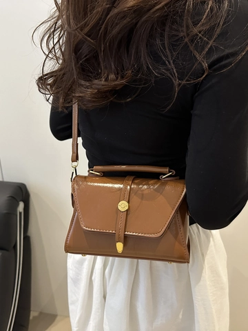 Bolso de Hombro Casual de Cuero PU para Mujer Urbano Minimalista Bolso Bandolera con Solapa Correa Desmontable Herrajes Oro