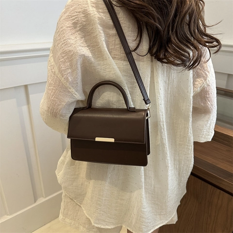 Minimalist PU Leather Shoulder Crossbody Bag For Women Retro Metal Buckle Small Square Handbag Simple Office Commute Satchel