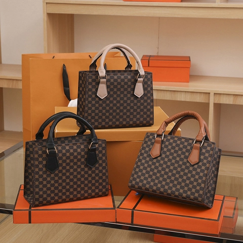 Women Vintage Monogram Crossbody Bag PU Leather Retro Geometric Pattern Small Handbag Elegant Tote For Daily Matching