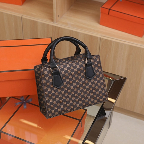 Women Vintage Monogram Crossbody Bag PU Leather Retro Geometric Pattern Small Handbag Elegant Tote For Daily Matching
