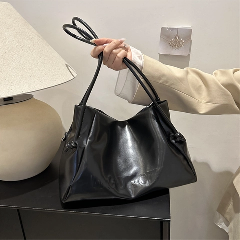 Mode Vrouwen PU Lederen Tote Tas Grote Capaciteit Oksel Schoudertas Met Letter Reliëf Minimalistische Woon-werkverkeer Werk Handtas