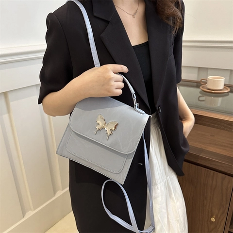 Mini Sac À Dos Femmes Cuir PU Plissé Charme Papillon Métal Mode Niche Style Y2K Petit Sac De Loisirs