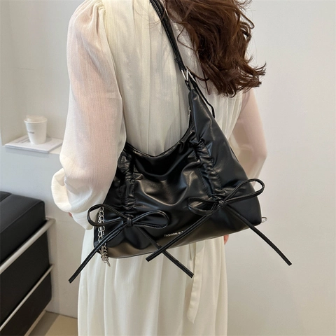 Women Fashion PU Leather Ruched Shoulder Bag With Bow-Knot Decor Metallic Hobo Bag Large Capacity Tote For Daily Use
