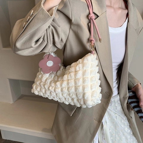 Fashion Popcorn Bubble Texture Shoulder Bag For Women Trendy PU Leather Underarm Bag With Flower Charm Casual Solid Color Tote Bag