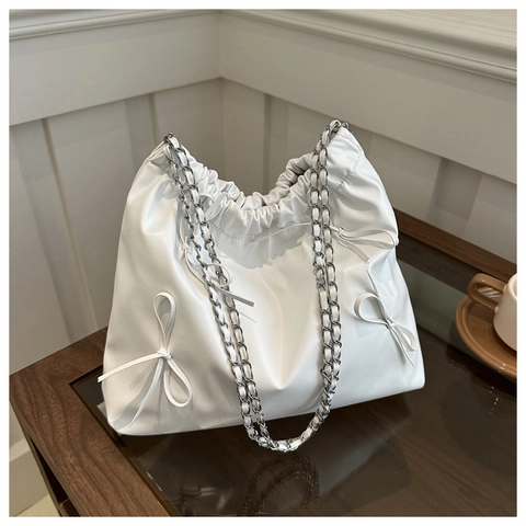 Borsa A Spalla Donna Pelle PU Coulisse Fiocco Grande Capacità Borsa Tote Alla Moda Con Catena Argentata