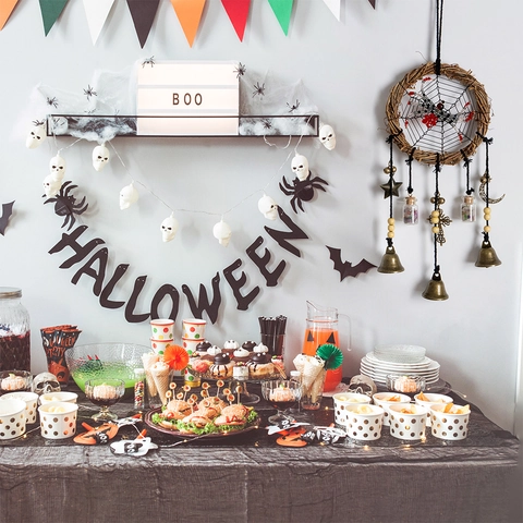 Decorazione Appendere Halloween Acchiappasogni In Rattan Ragnatela Con Campanelli In Metallo Pendenti In Vetro Pietra Party