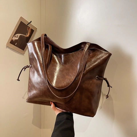 Large Capacity Tote Bag PU Leather Retro Minimalist Drawstring Decor Single Shoulder Handbag For Women Daily Use
