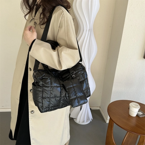 Sac Fourre-tout Matelassé Métallique pour Femmes Grand Sac à Épaule en Coton Spatial Avec Mini Pochette Sac à Main Décontracté