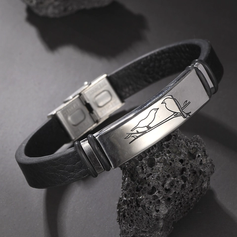 Bracciale In Pelle Da Uomo Piastra Incisa Con Uccello In Acciaio Inossidabile Gioielli Cordino Nero Bangle Unisex