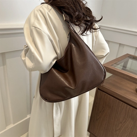 Bolso de Hombro Hobo de Piel PU Minimalista Vintage para Mujer 2024 Nueva Moda de Primavera Bolso Tote de Gran Capacidad de Color Sólido