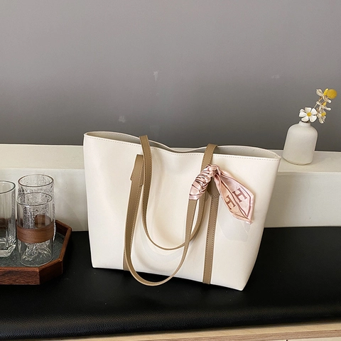 Borsa Tote Minimalista Di Grande Capacità Donna In Pelle PU Borsa A Tracolla Con Sciarpa Di Raso Manico A Contrasto Pendolare